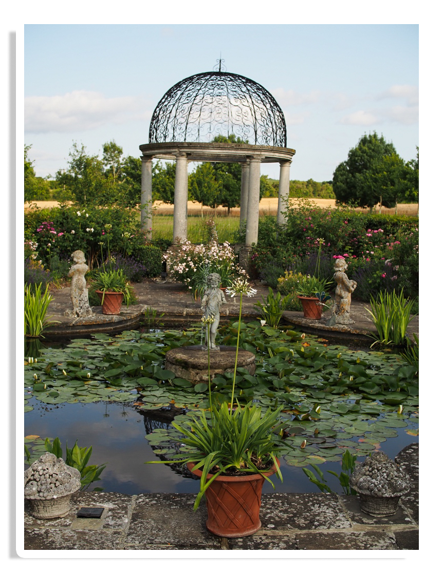 Spring Pond Garden, Laverstoke, Whitchurch